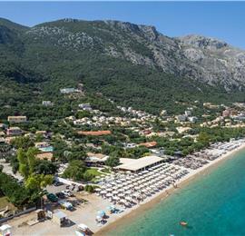 3 bedroom villa with pool and sea views in Barbati, Corfu, sleeps 8